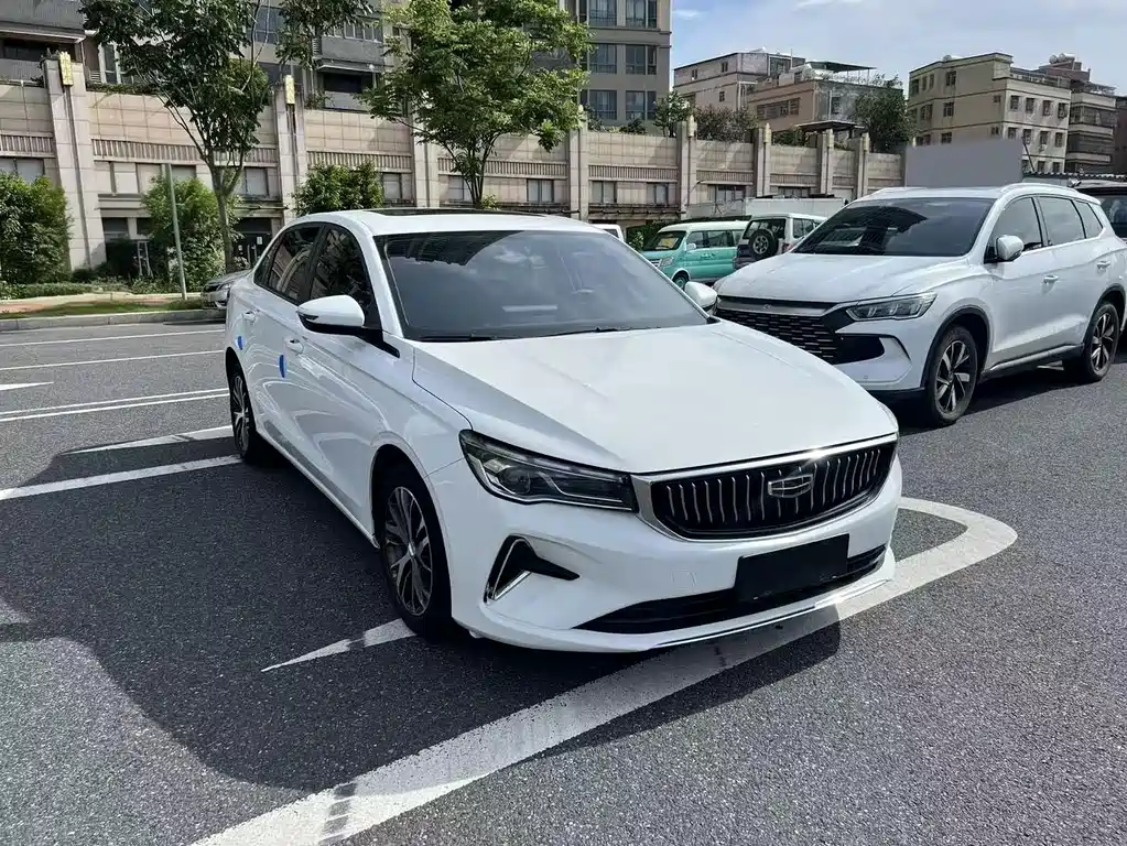 Geely Emgrand — миниатюра 3