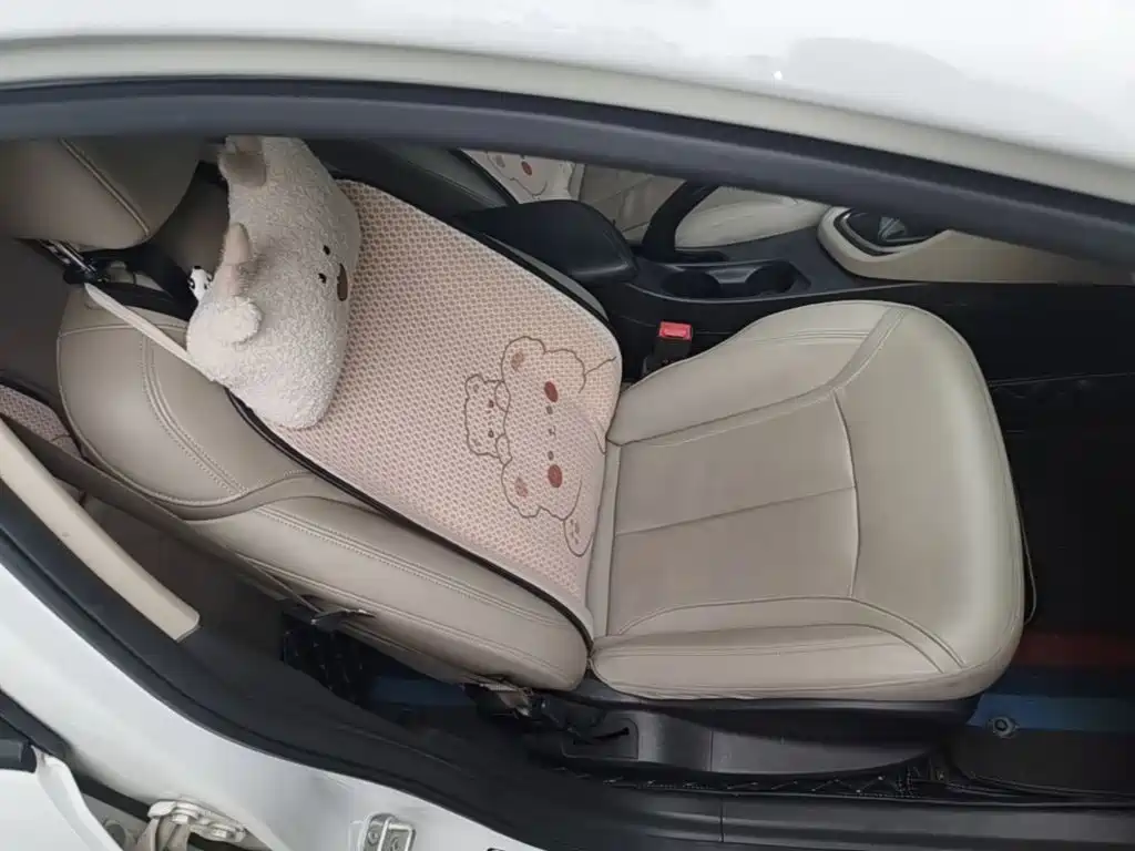Buick Excelle — миниатюра 25