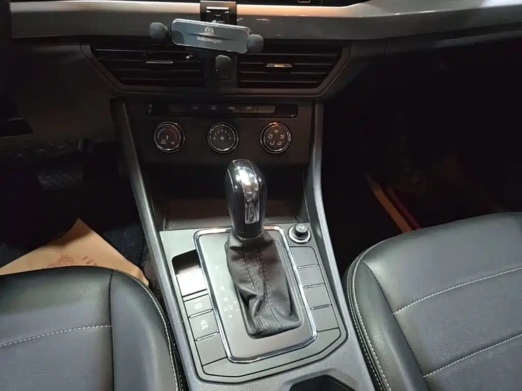 Volkswagen Bora — миниатюра 14