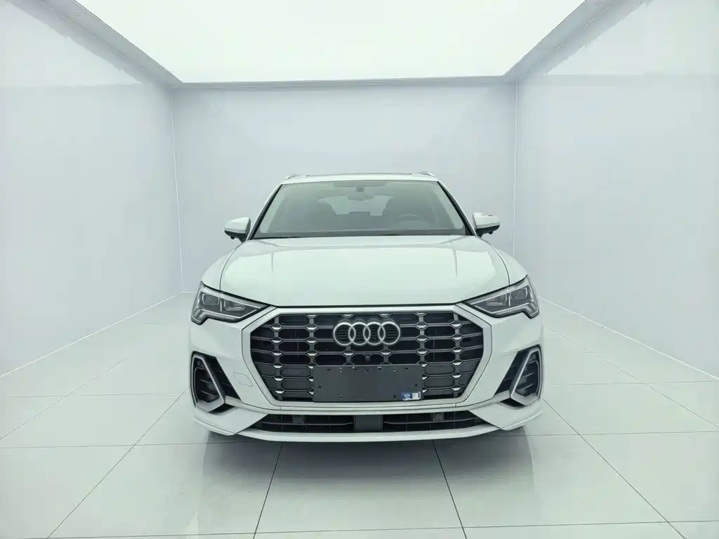 Audi Q3 — миниатюра 2