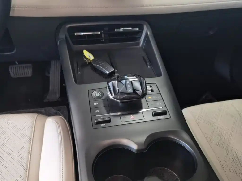 BYD Qin PLUS — миниатюра 14
