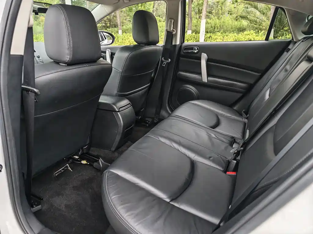 Mazda Ruiyi 2012 2.0L AT Luxury