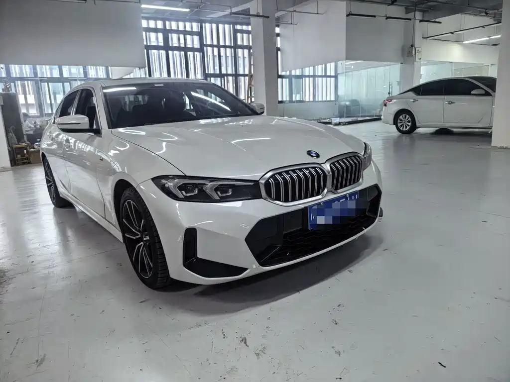 BMW 3 Series — миниатюра 3
