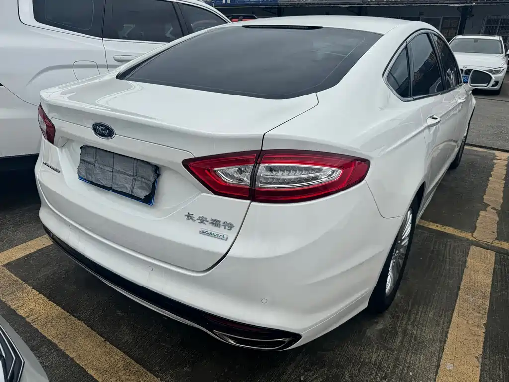 Ford Mondeo — миниатюра 13