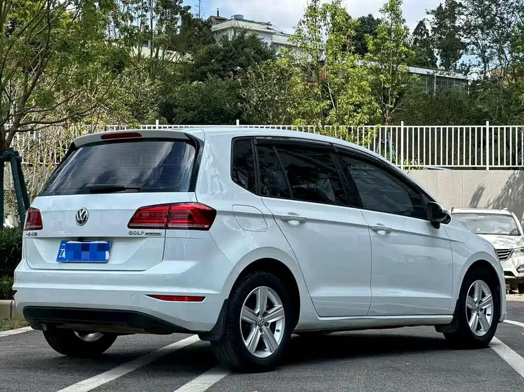 Volkswagen Golf — миниатюра 3
