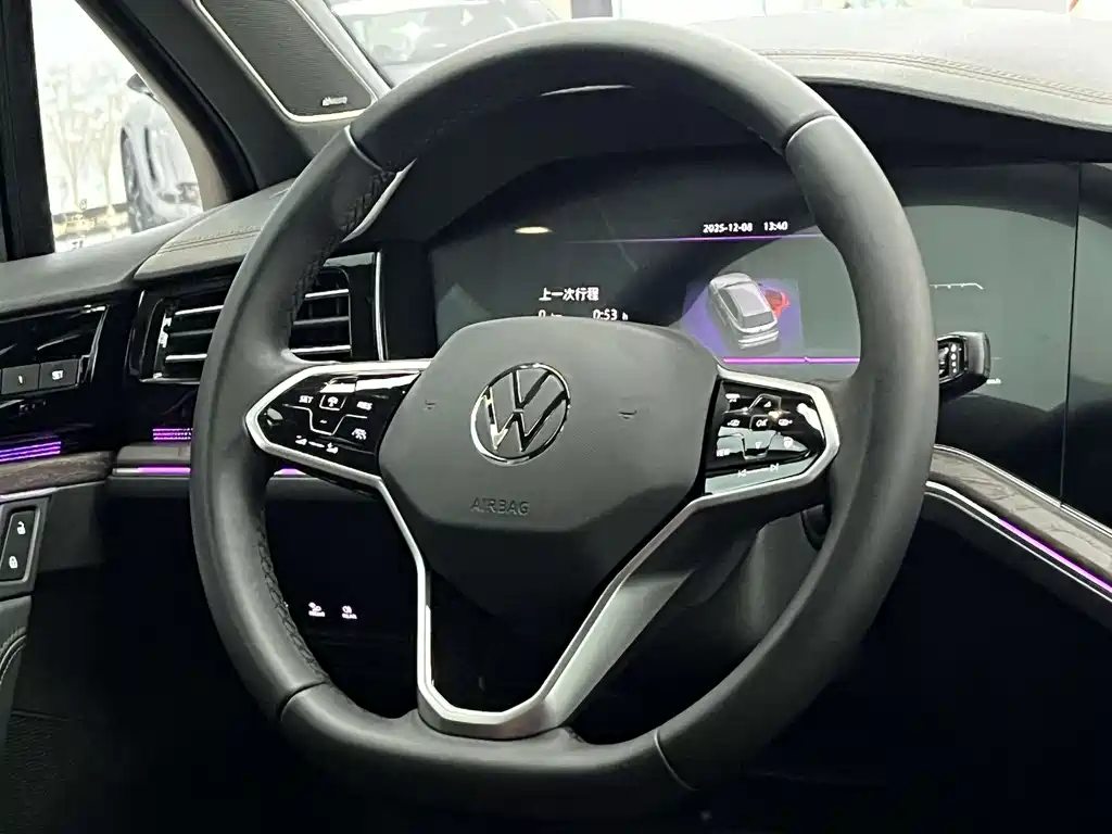 Volkswagen Touareg 2022 3.0TSI