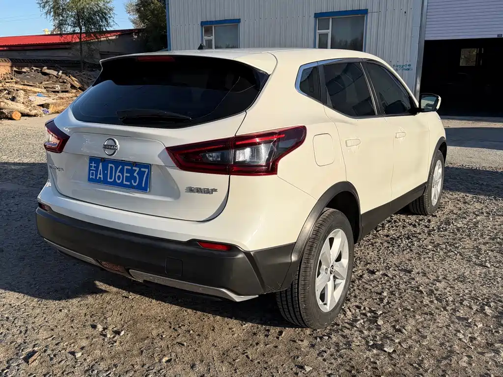 Nissan Qashqai — миниатюра 20