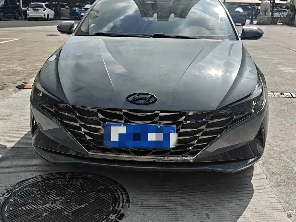 Hyundai Elantra — миниатюра 3