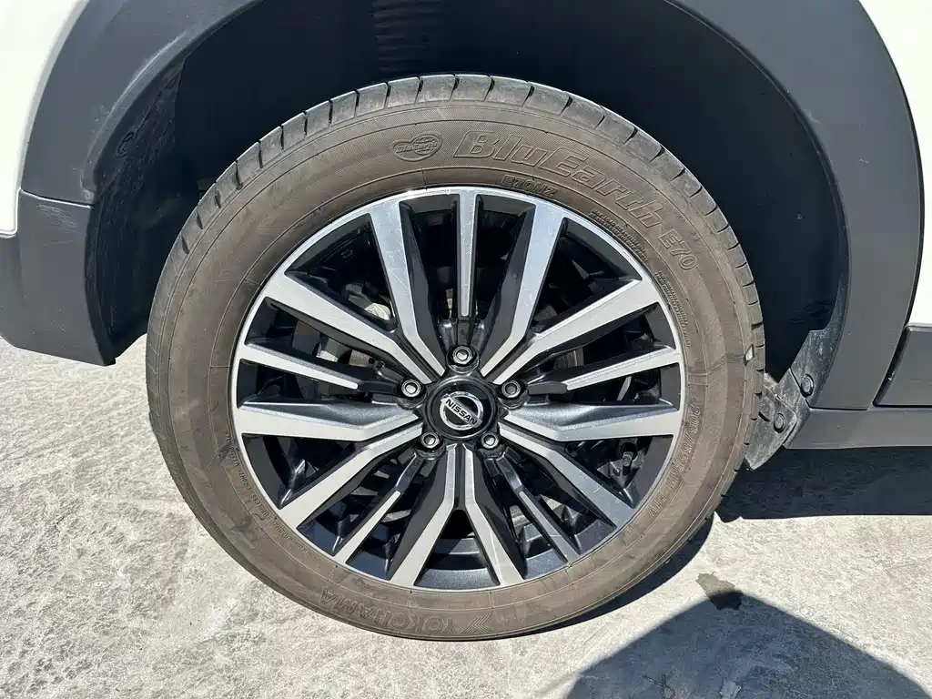 Nissan Kicks — миниатюра 9