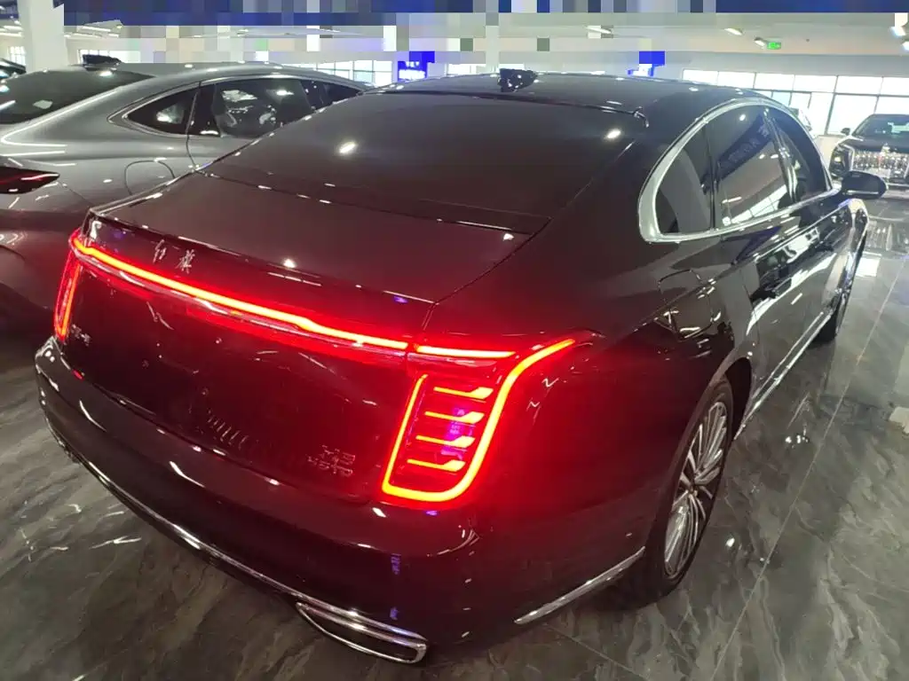 Hongqi H9 2022 2.0T