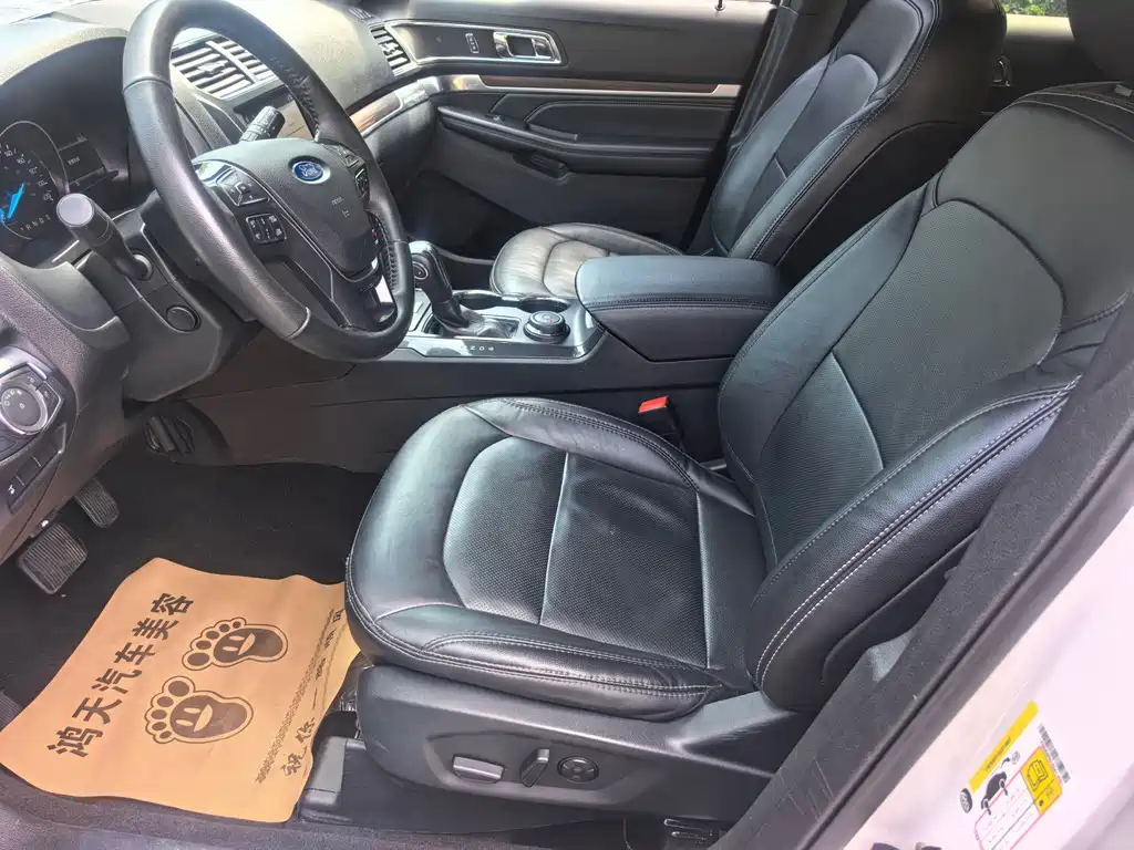 Ford Explorer (Import) — миниатюра 5