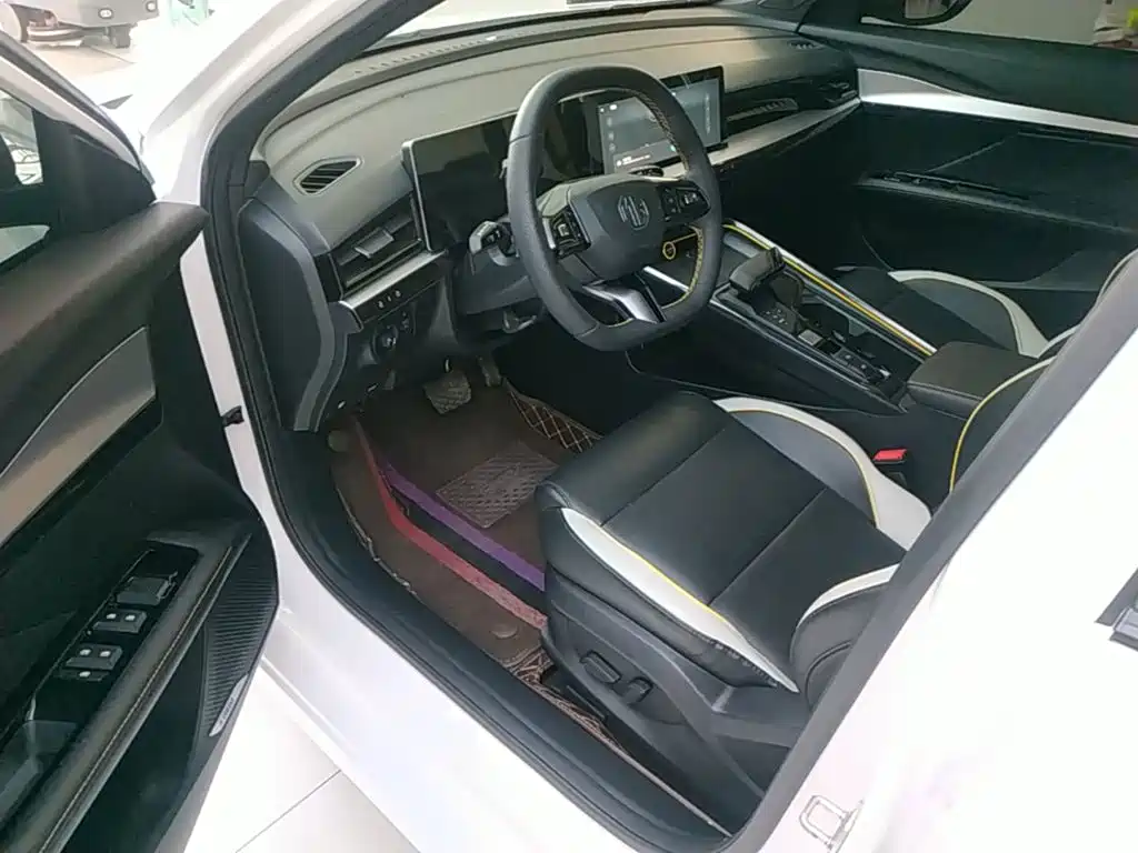 MG MG5 Scorpio — миниатюра 16