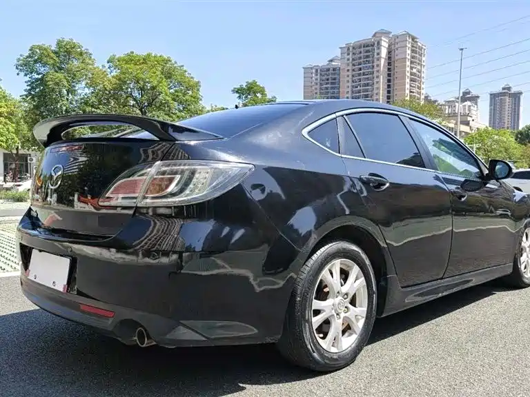 Mazda Ruiyi 2012 2.0L AT Elite