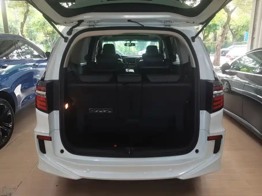 Honda Elysion — миниатюра 4