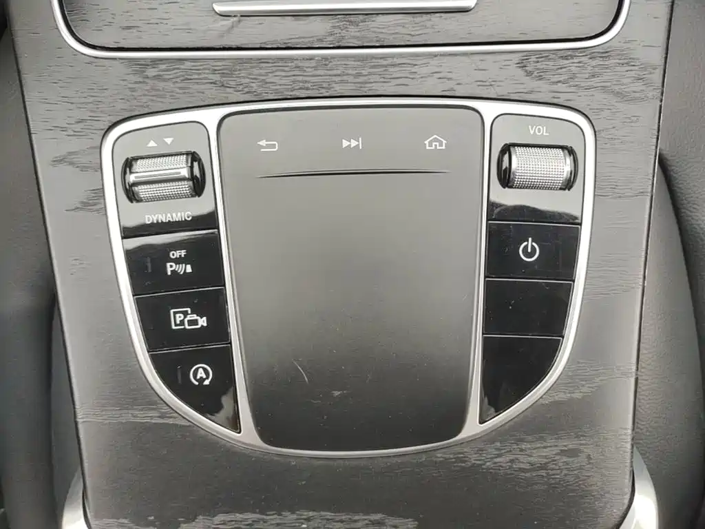 Mercedes-Benz C-Class — миниатюра 14