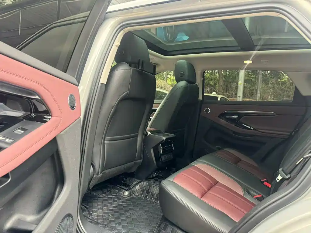 Land Rover Evoque — миниатюра 9