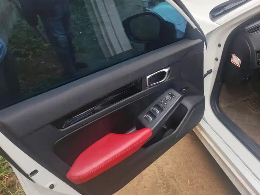 Honda Civic — миниатюра 7