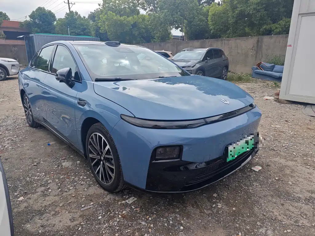 Leapmotor Leapmotor B01 — миниатюра 3
