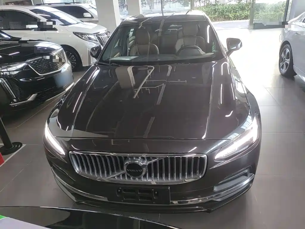 Volvo S90 — миниатюра 3