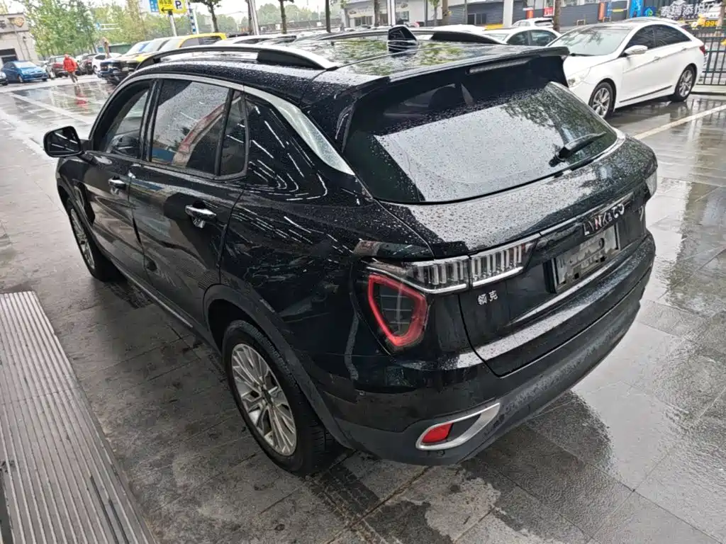 Lynk & Co 01 — миниатюра 5