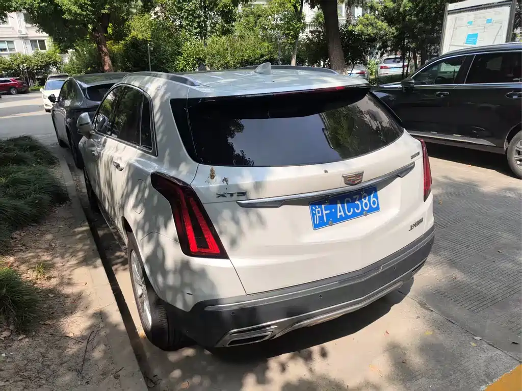 Cadillac XT5 — миниатюра 3