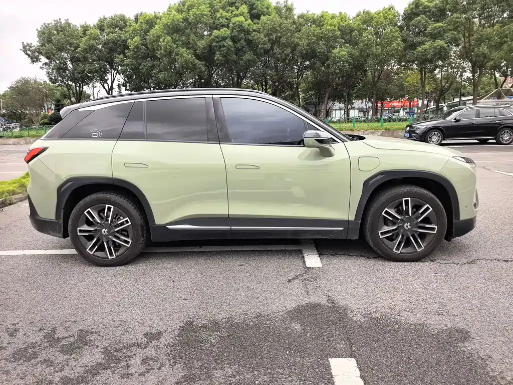 NIO ES6 — миниатюра 4