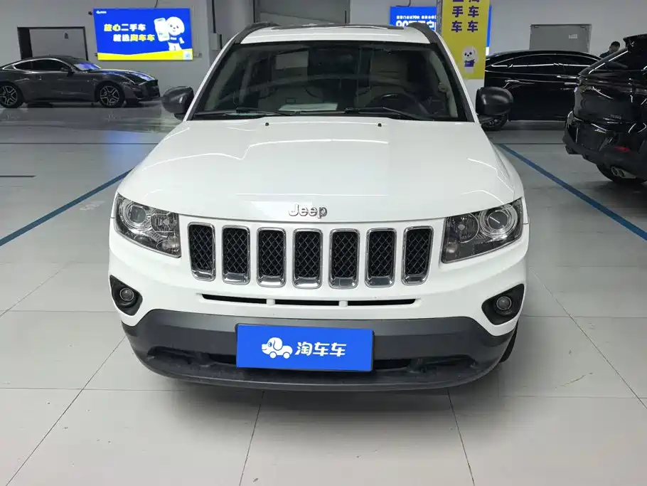 Jeep Compass (Import) — миниатюра 2