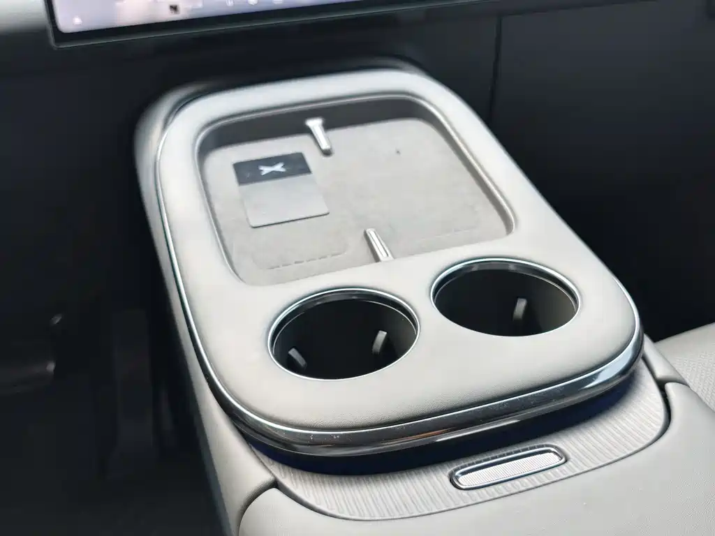 XPeng G7 — миниатюра 16