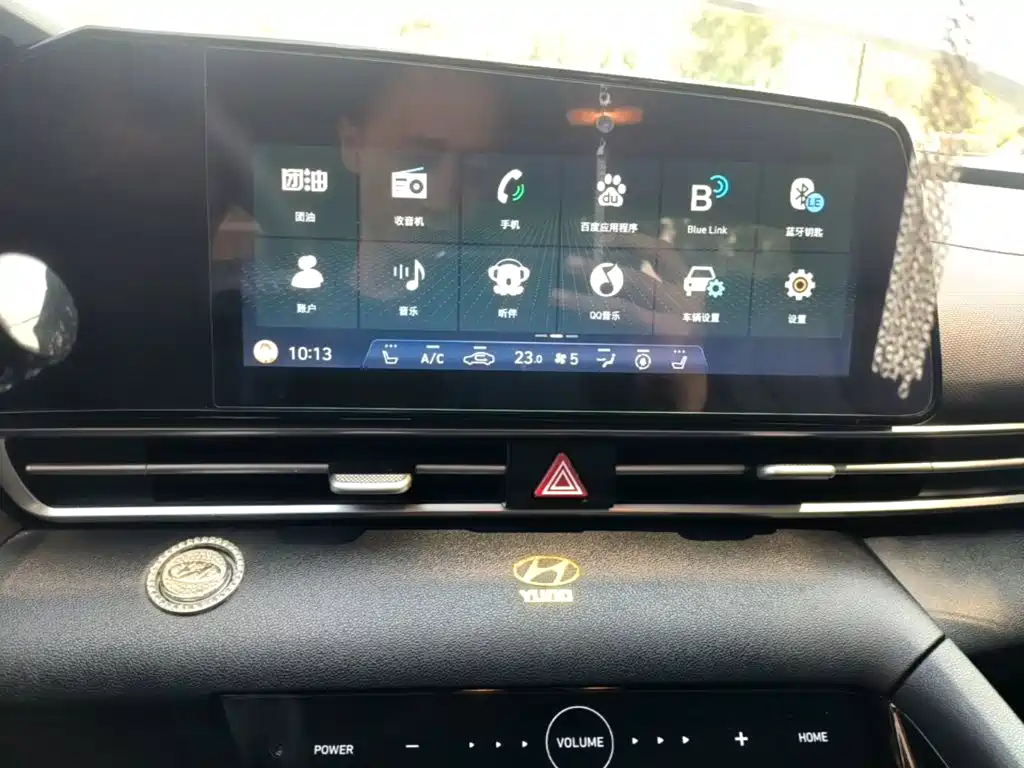 Hyundai Elantra — миниатюра 13