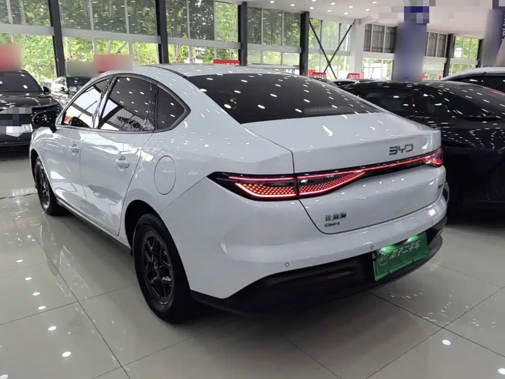 BYD Seal 05 DM-i — миниатюра 5