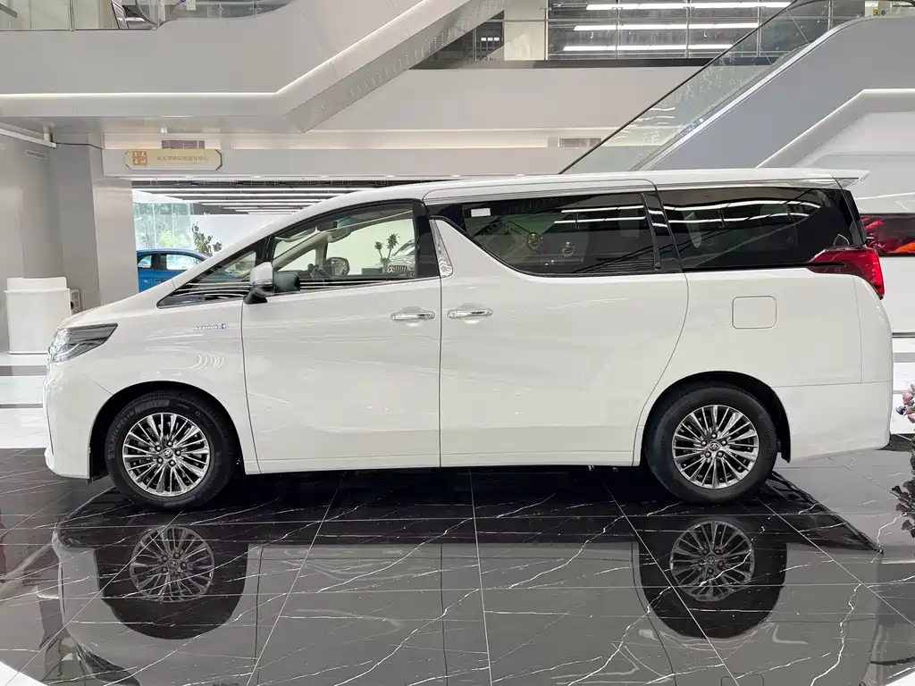 Toyota Alphard 2019 2.5L Luxury