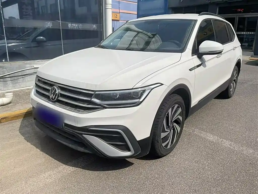 Volkswagen Tiguan L 2022