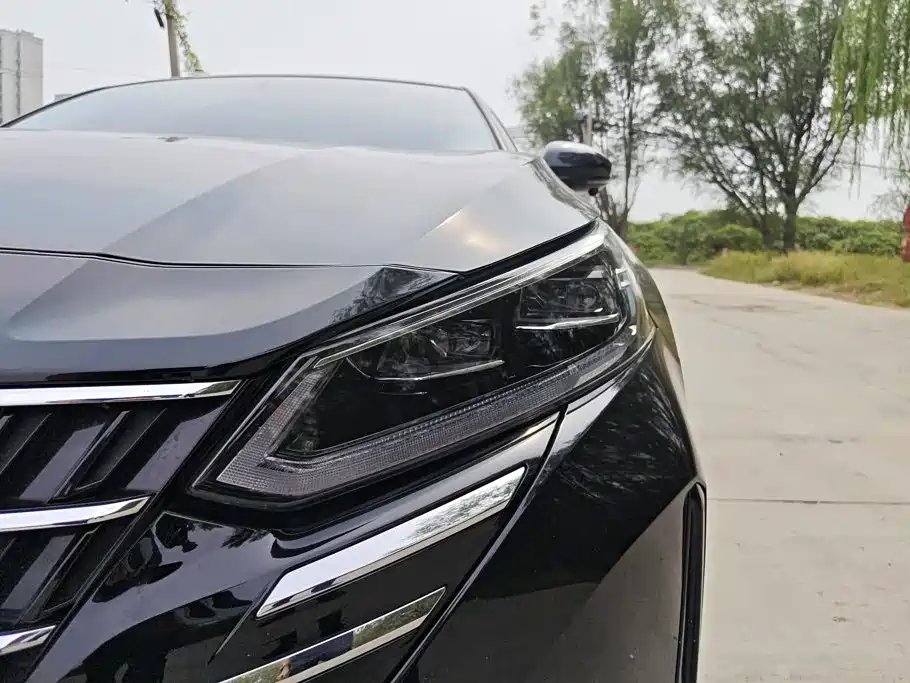Nissan Teana — миниатюра 5