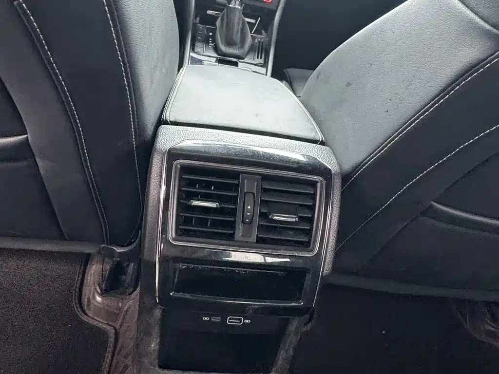 Skoda Superb — миниатюра 9