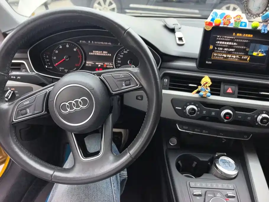 Audi A4L — миниатюра 12