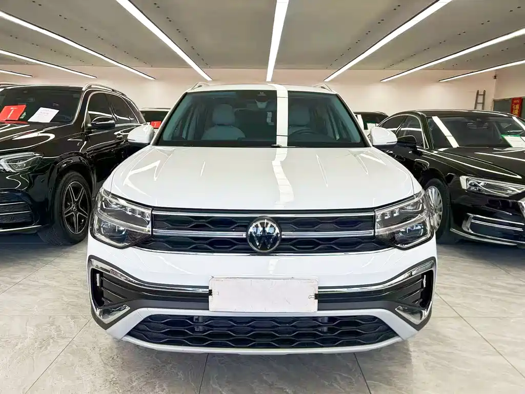 Volkswagen Tharu 2024 300TSI