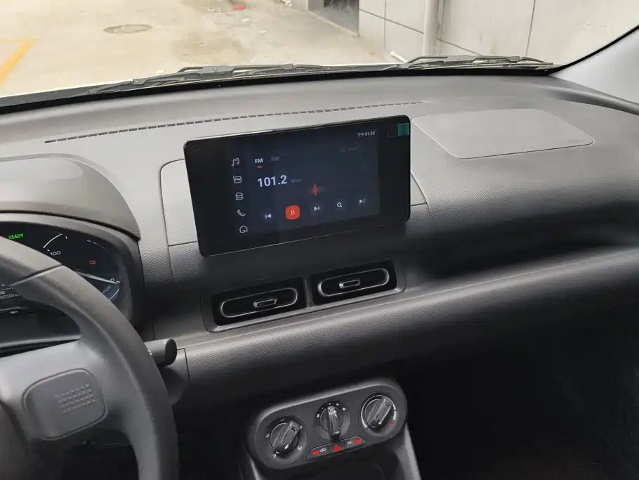 Wuling Hongguang EV — миниатюра 13
