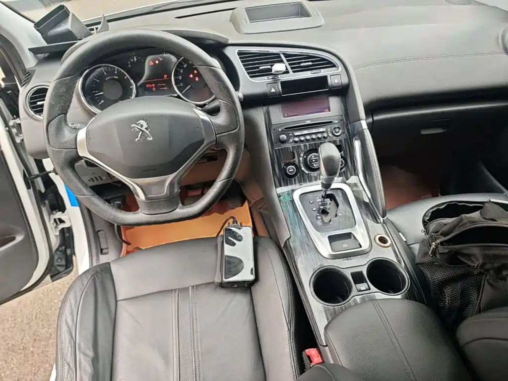 Peugeot 3008 — миниатюра 10