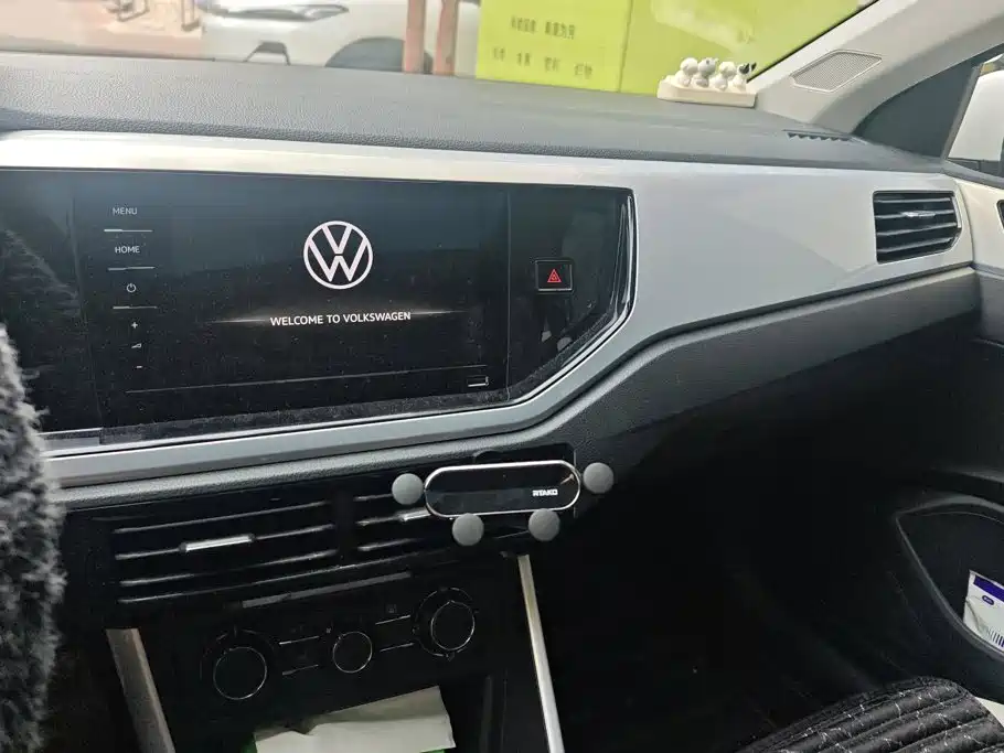 Volkswagen Polo — миниатюра 12