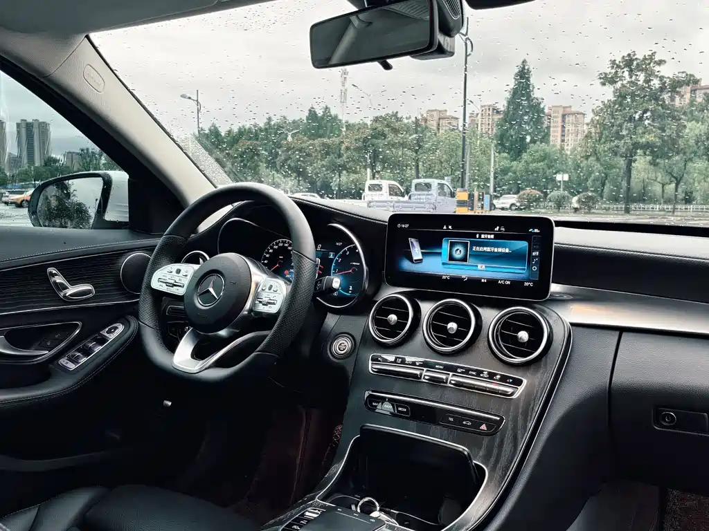 Mercedes-Benz C-Class — миниатюра 9