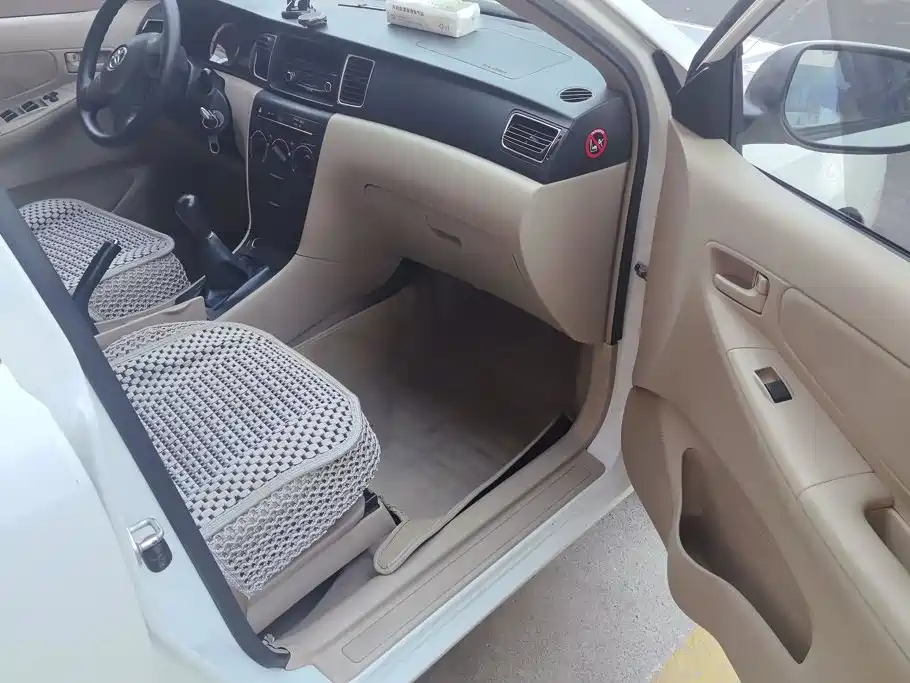 Toyota Corolla — миниатюра 8