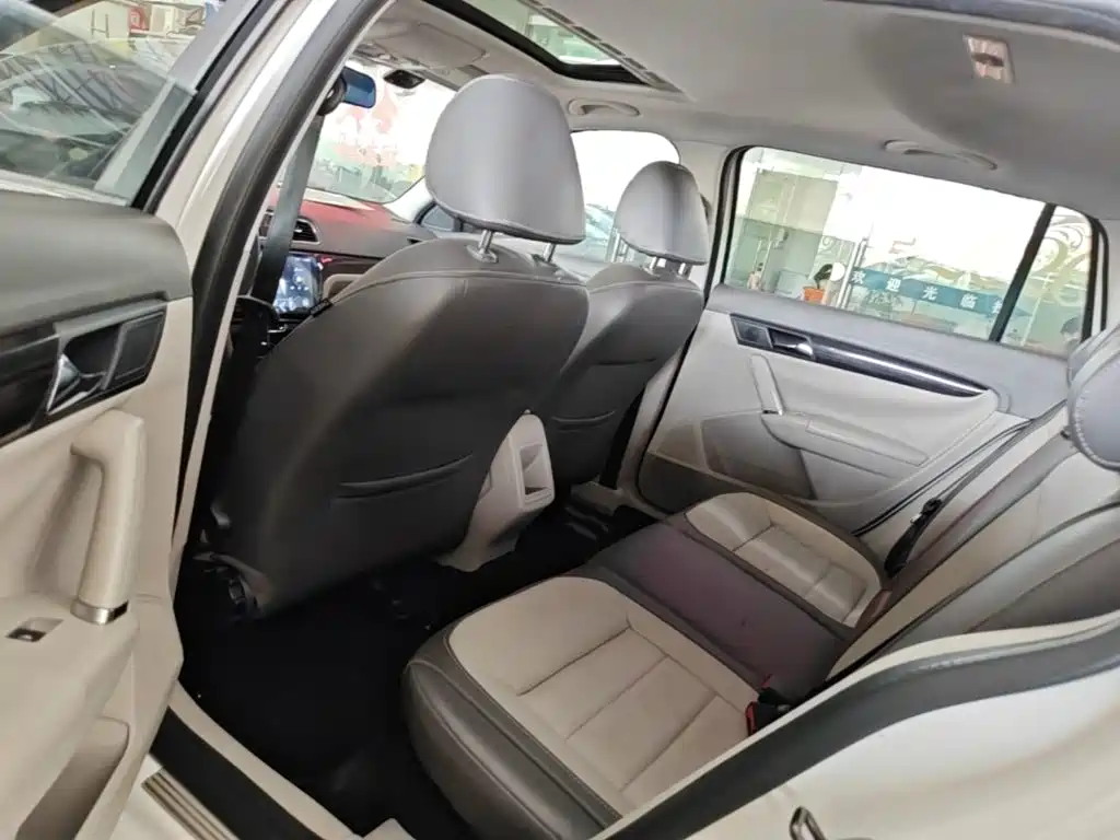 Volkswagen Gran Lavida — миниатюра 17
