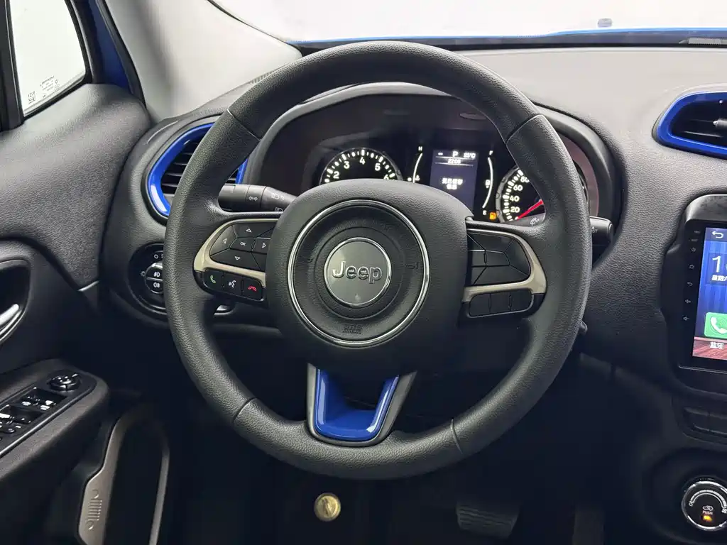 Jeep Renegade — миниатюра 19