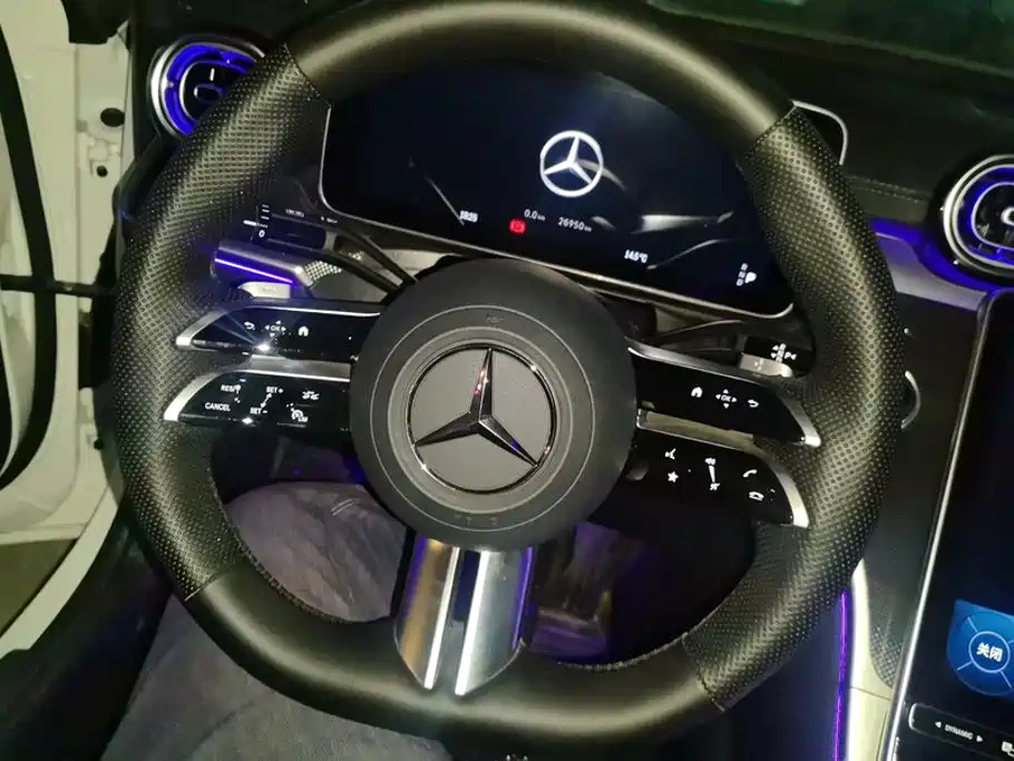 Mercedes-Benz C-Class — миниатюра 15