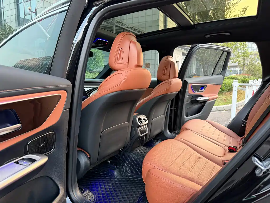 Mercedes-Benz GLC — миниатюра 9