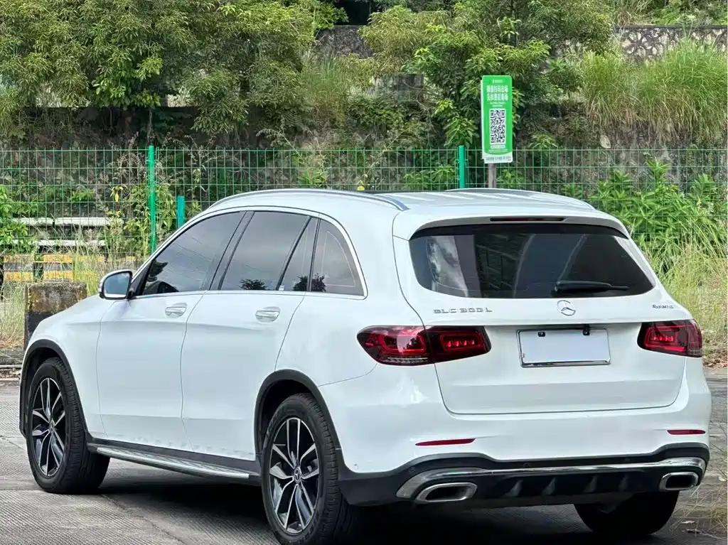 Mercedes-Benz GLC — миниатюра 12