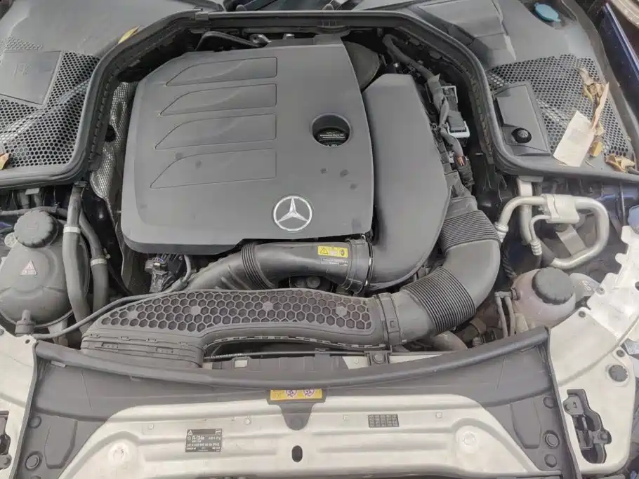 Mercedes-Benz C-Class — миниатюра 10