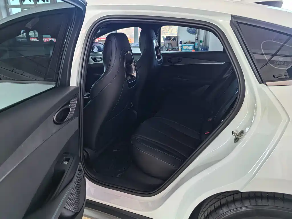 BYD SEAL 06 NEW ENERGY