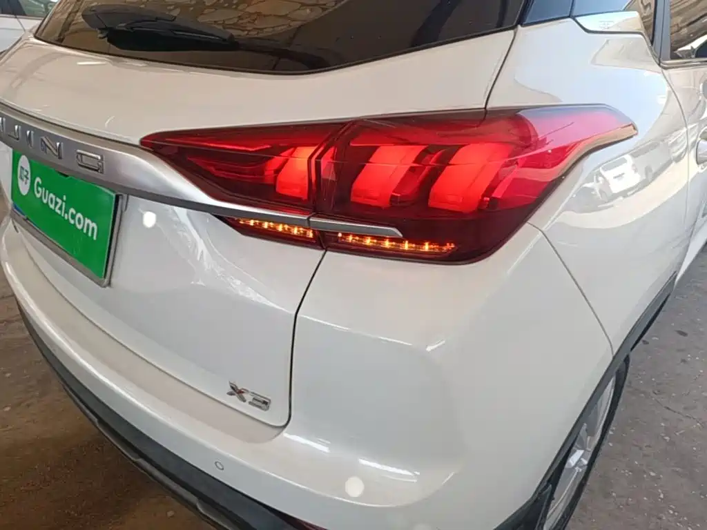 BAIC X3 — миниатюра 8