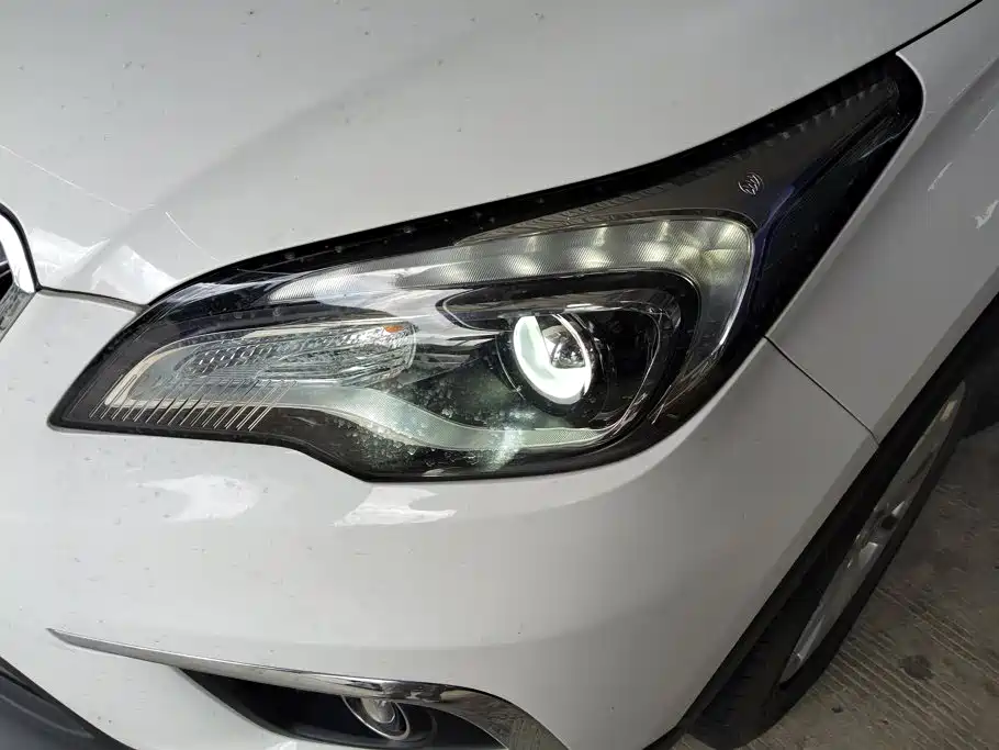 Buick Envision Plus — миниатюра 5